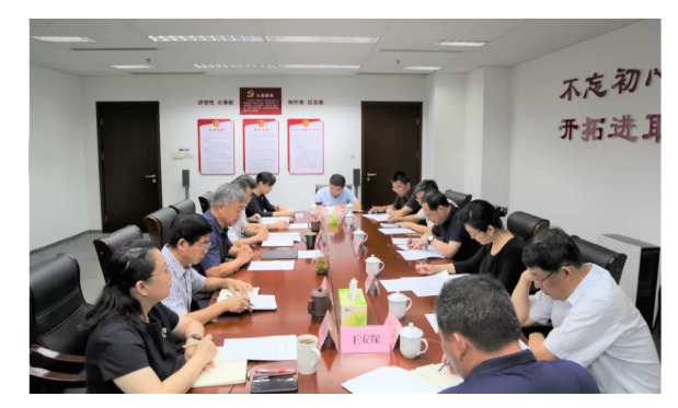 省委常委、省委宣传部部长于杰到大发彩票平台
调研指导