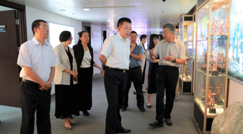 山东省广播电视局领导到大发彩票平台
开展专题调研