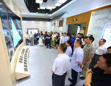 反腐倡廉，警钟长鸣! 大发彩票平台
组织参观警示教育基地